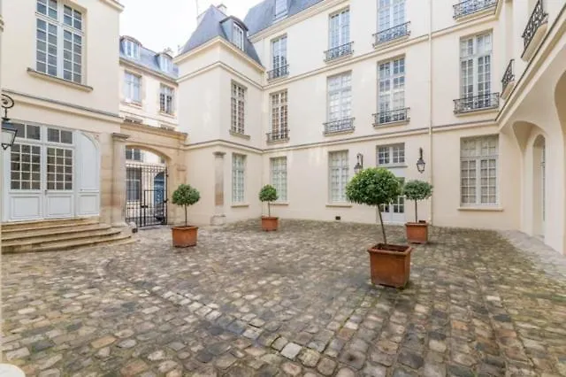 Marais - Temple Appartement Parijs